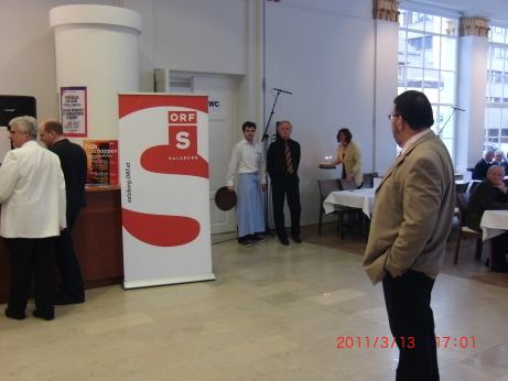 CIMG0227_im Saal-07.jpg